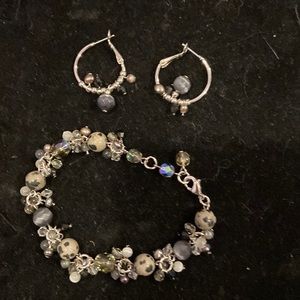Bracelet and earrings